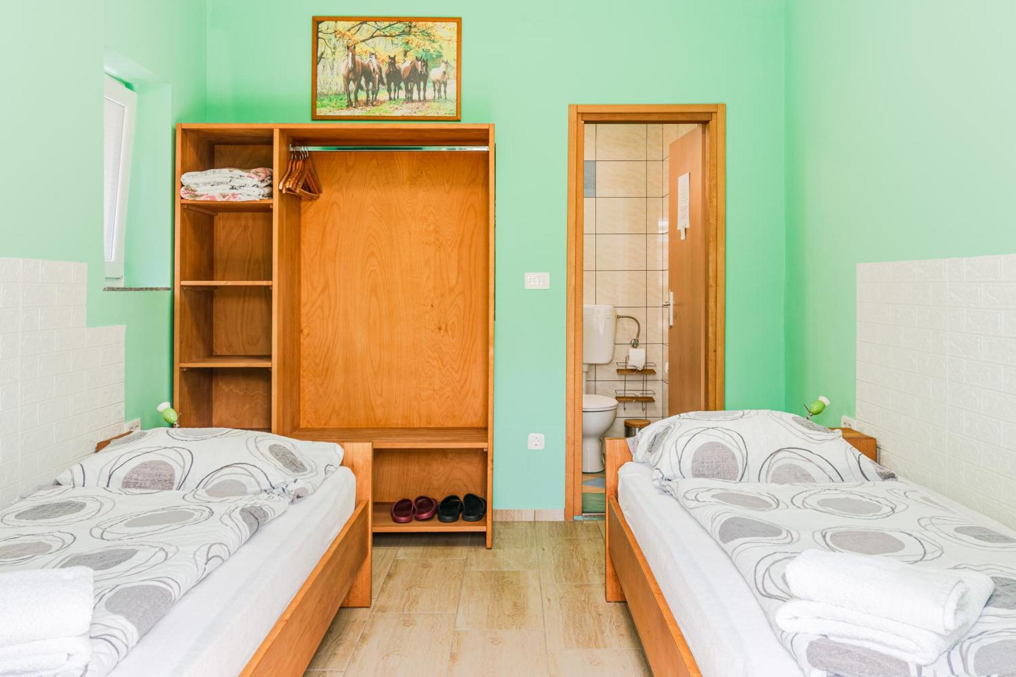 Apartments Orhideja 톨민 외부 사진