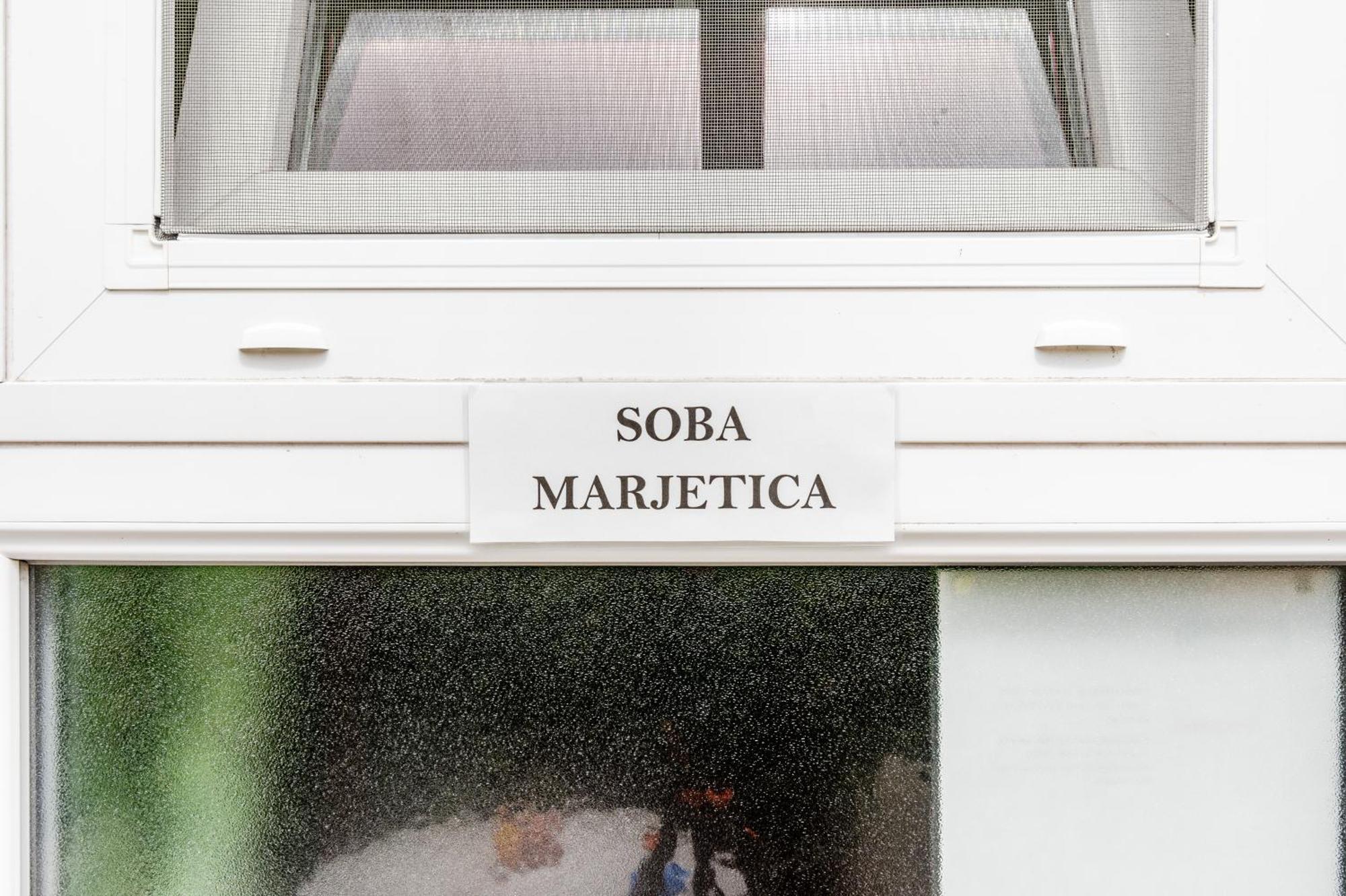 Apartments Orhideja 톨민 외부 사진