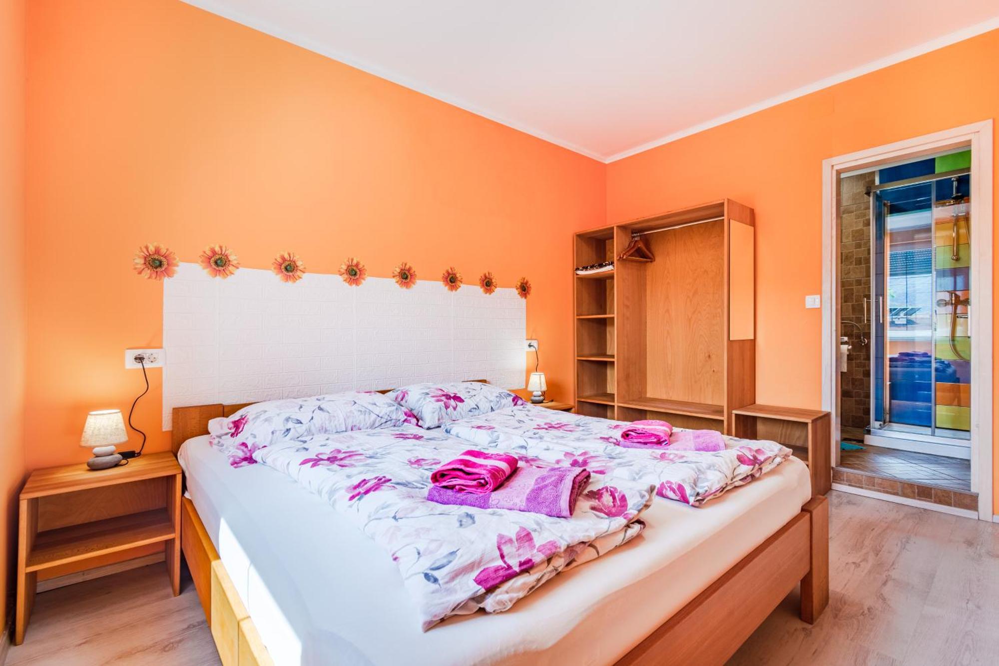 Apartments Orhideja 톨민 외부 사진